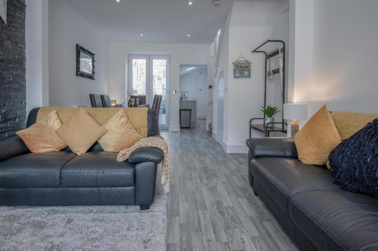 Hawtree Cottage - 2 Bedroom Cottage - Тенби Экстерьер фото