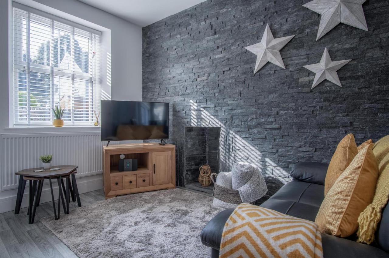 Hawtree Cottage - 2 Bedroom Cottage - Тенби Экстерьер фото