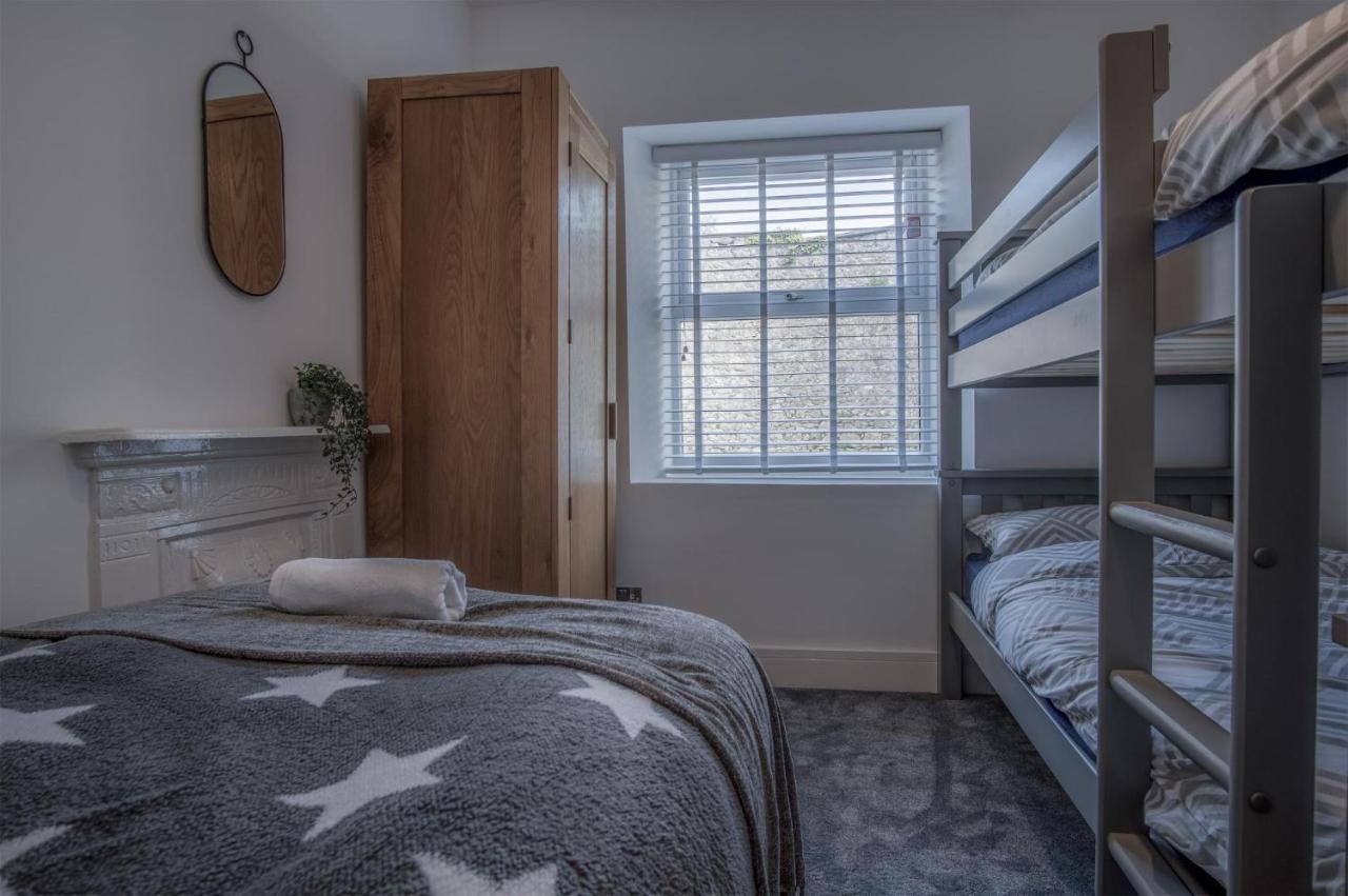 Hawtree Cottage - 2 Bedroom Cottage - Тенби Экстерьер фото