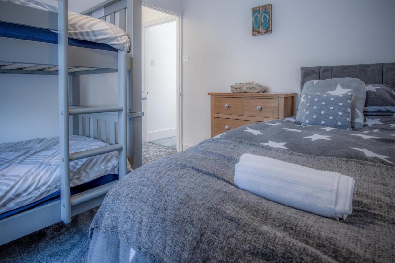 Hawtree Cottage - 2 Bedroom Cottage - Тенби Экстерьер фото