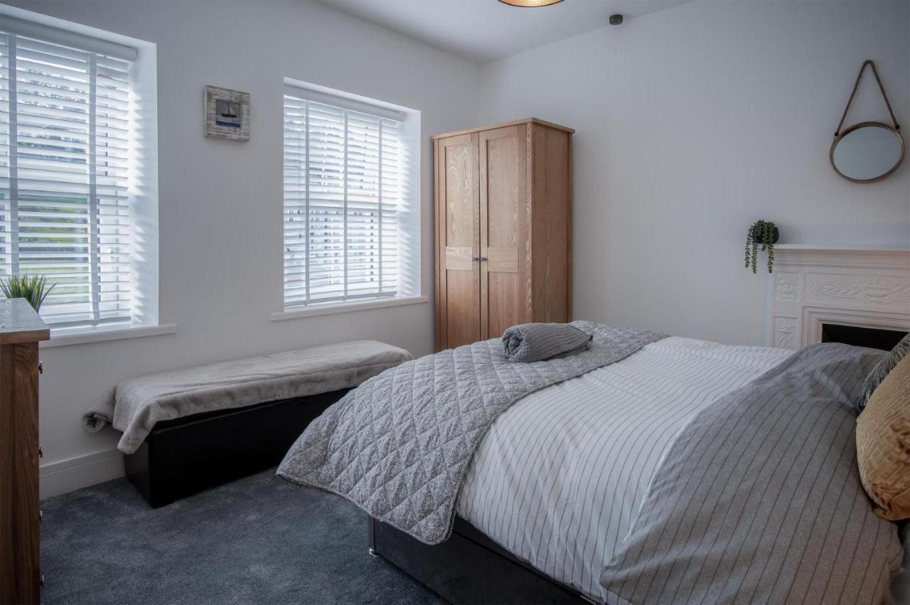 Hawtree Cottage - 2 Bedroom Cottage - Тенби Экстерьер фото
